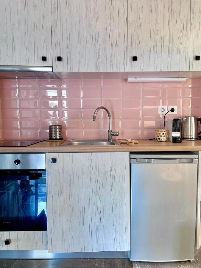 דירות Retropolitan Living פאטרה מראה חיצוני תמונה