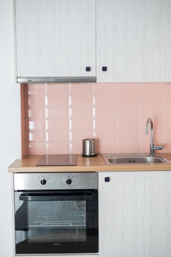 דירות Retropolitan Living פאטרה מראה חיצוני תמונה